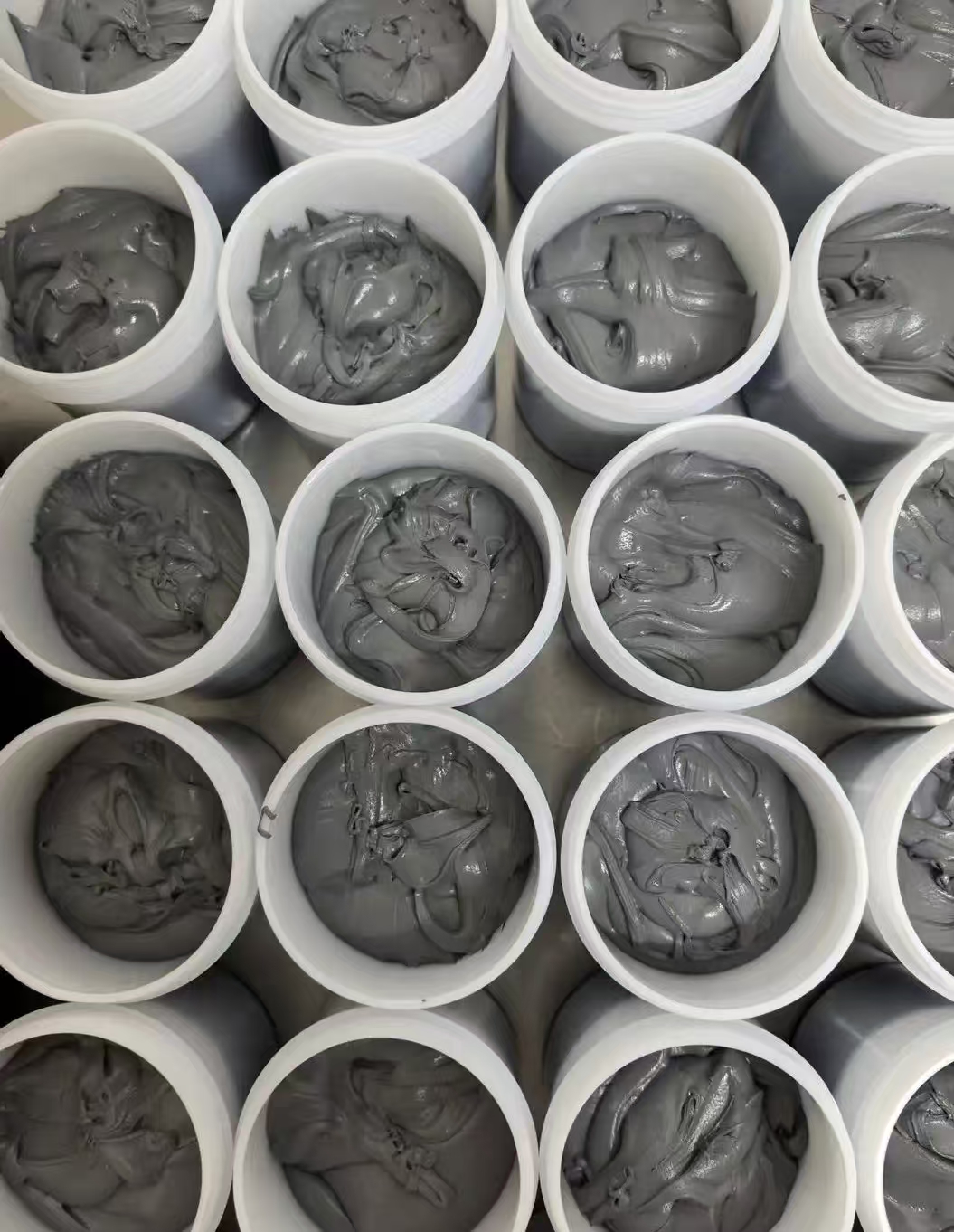 中温有铅锡膏:低残留易上锡的电子组装批量生产引流款(图1)